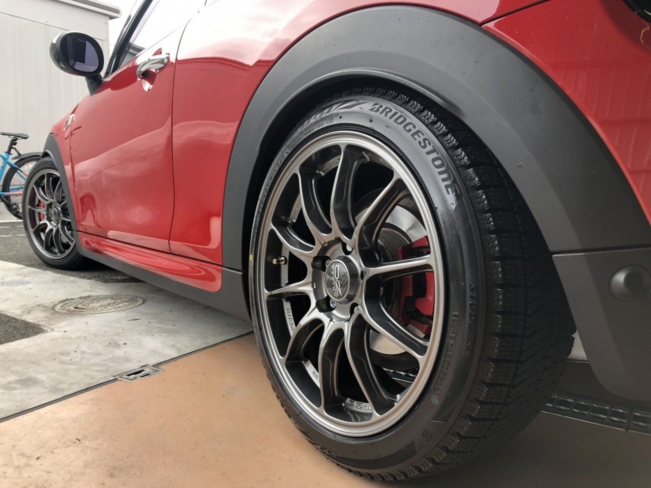 BMW MINI JCW（F56）OZ Racingホイール 及び スタッドレスタイヤ交換 ...