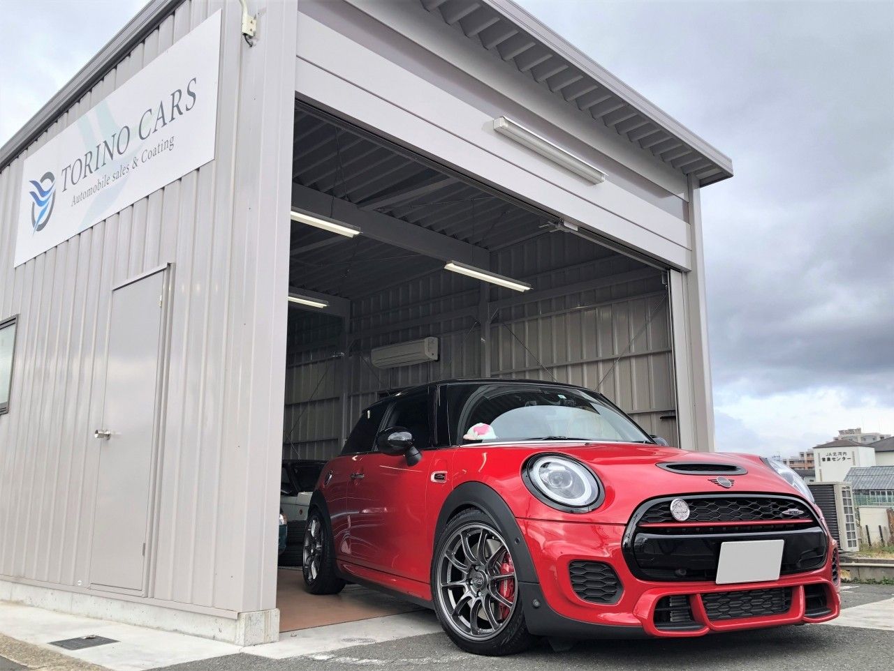 Bmw Mini Jcw F56 Oz Racingホイール 及び スタッドレスタイヤ交換 ブログ 自動車メーカー車両開発者が営む極上車専門店 Torino Cars トリノカーズ