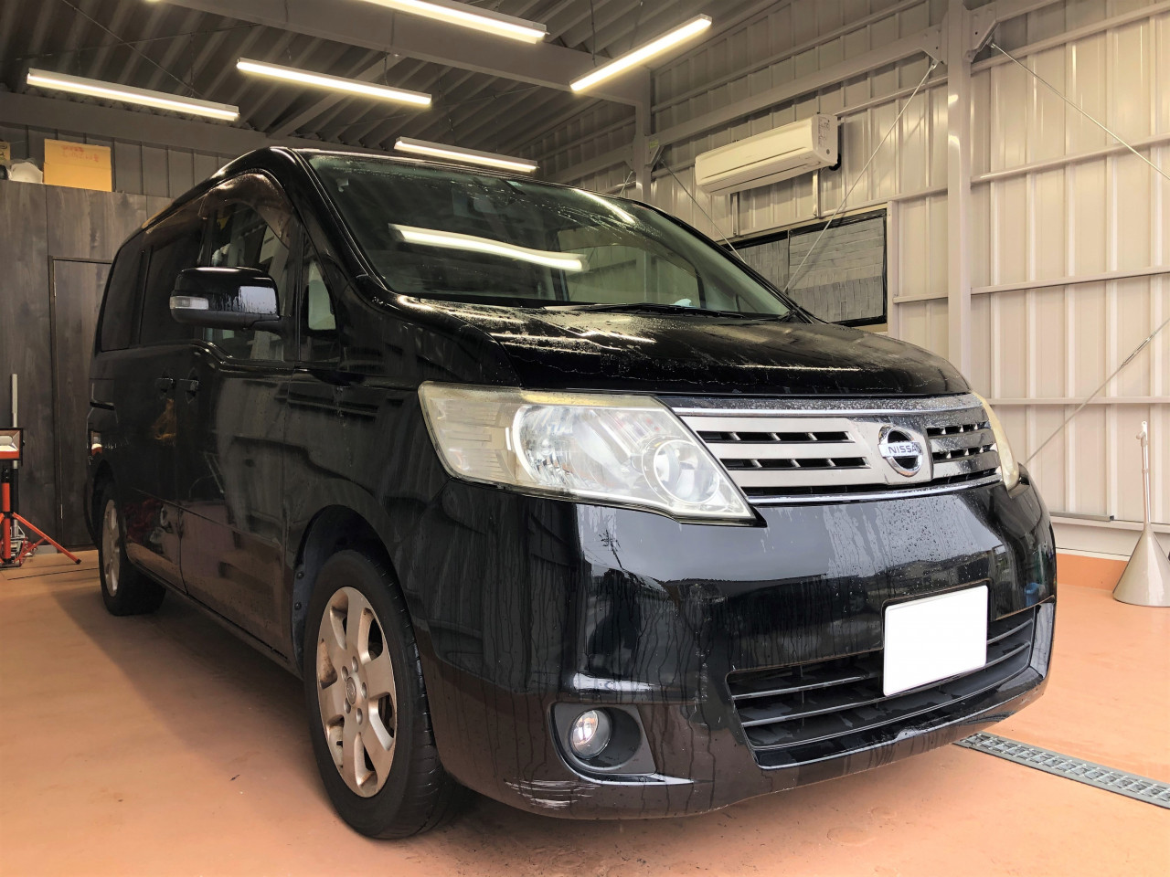 ご依頼作業：日産セレナ（C25）イグニッションコイル・プラグ